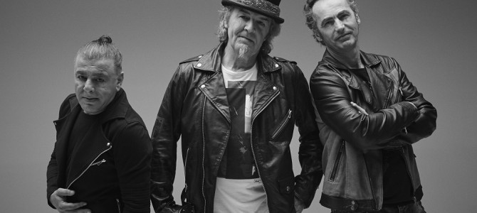 Parni Valjak – Prolazi sve, zar ne?